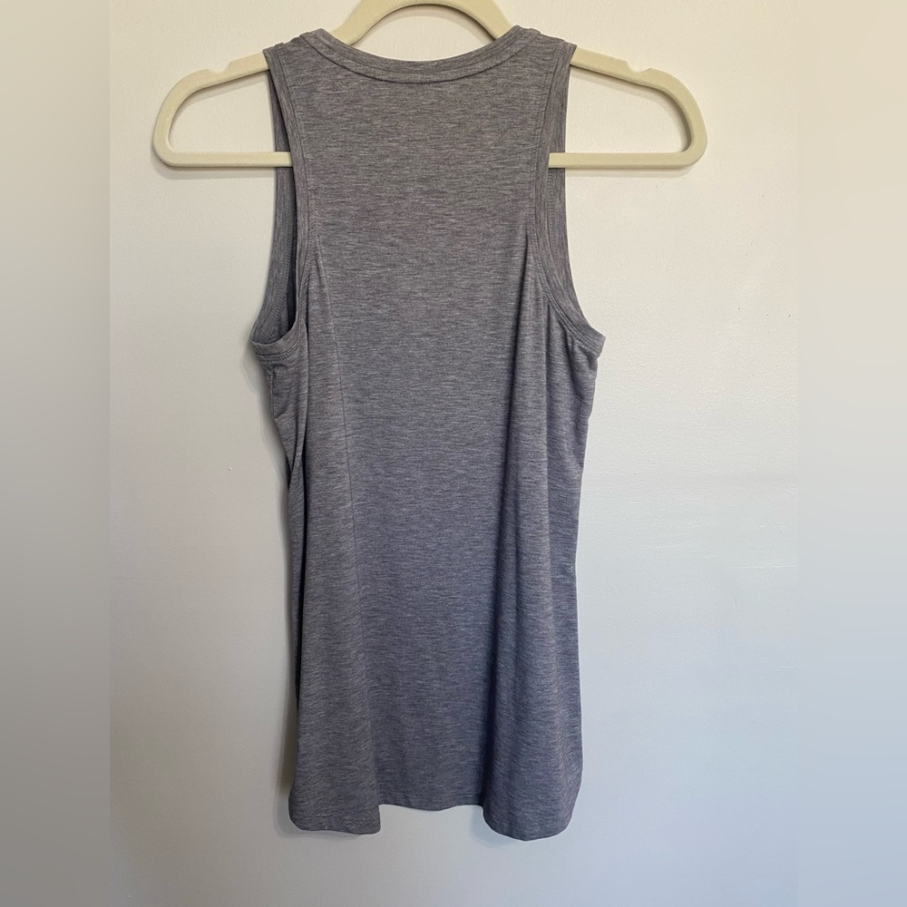 Athleta Gray Racerback Athletic Tank Top Size XS Workout Yoga - Picture 4 of 7